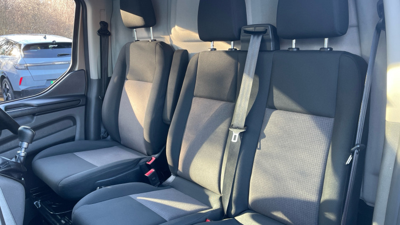 Ford Transit Custom 300 L1 Diesel Fwd 2.0 EcoBlue 105ps Low Roof Leader Van